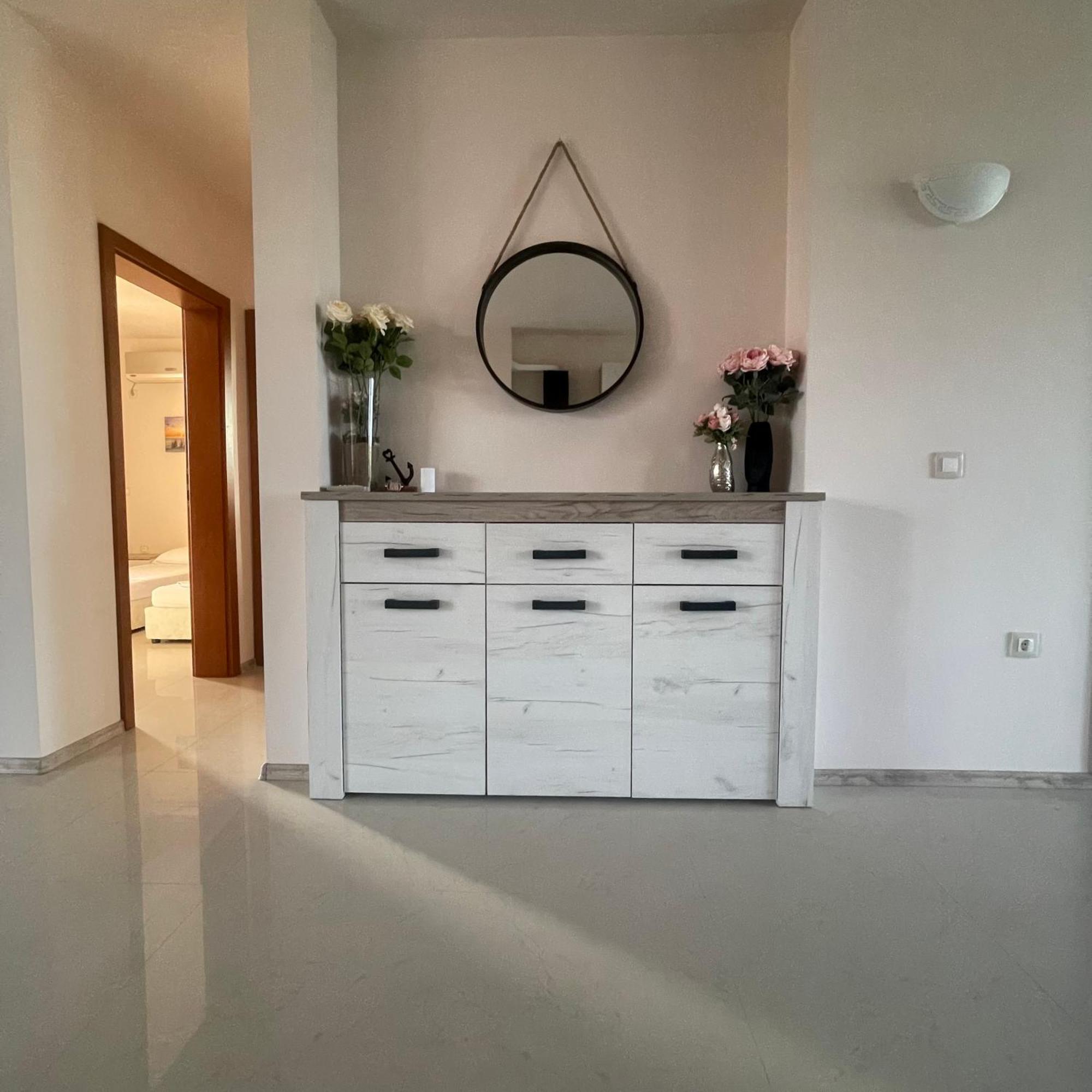 Private Apartment With Sea View 索佐波尔 外观 照片