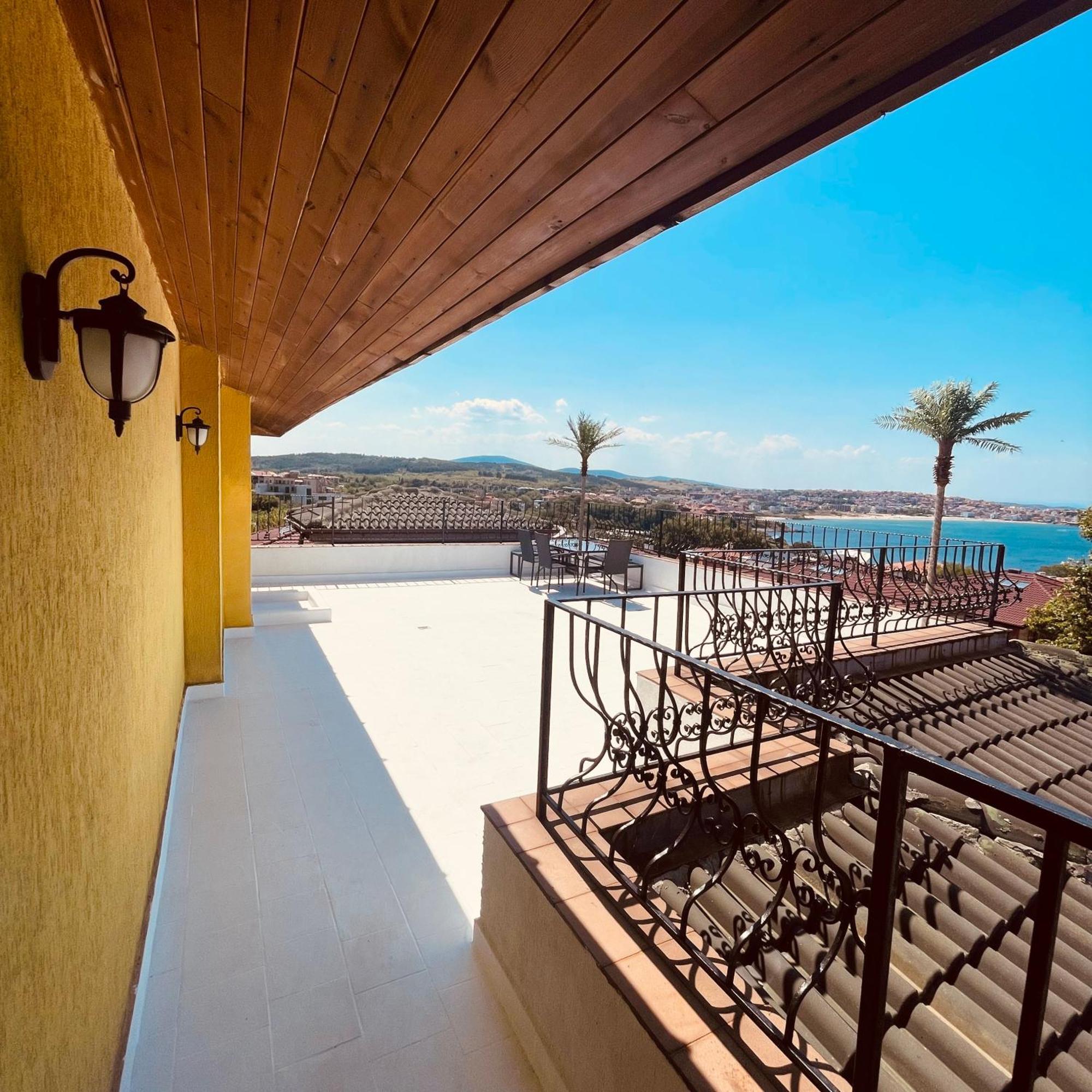 Private Apartment With Sea View 索佐波尔 外观 照片